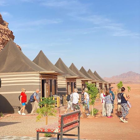 Shaheen Camp Wadi Rum Bagian luar foto
