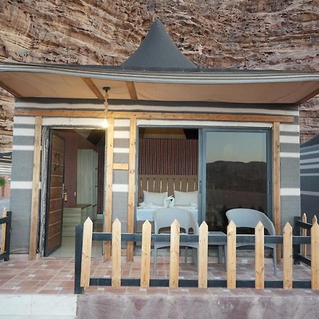Shaheen Camp Wadi Rum Bagian luar foto