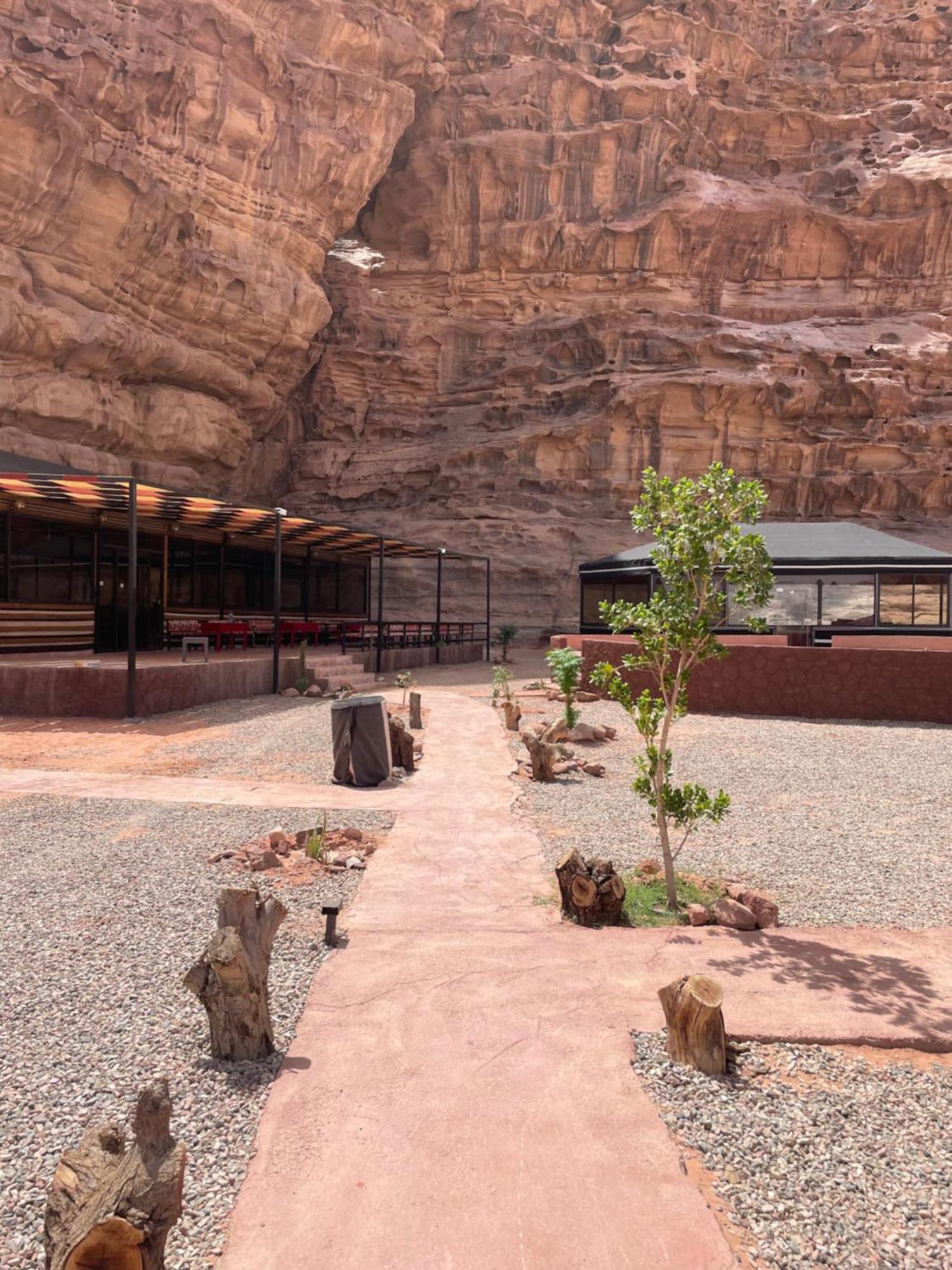 Shaheen Camp Wadi Rum Bagian luar foto