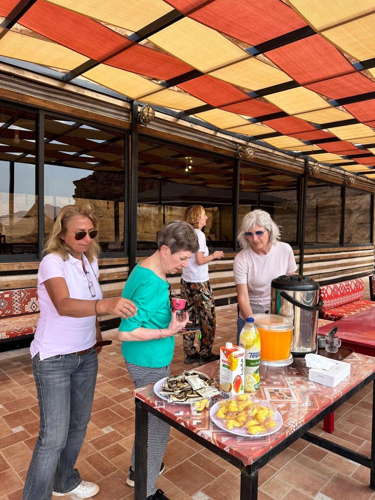 Shaheen Camp Wadi Rum Bagian luar foto