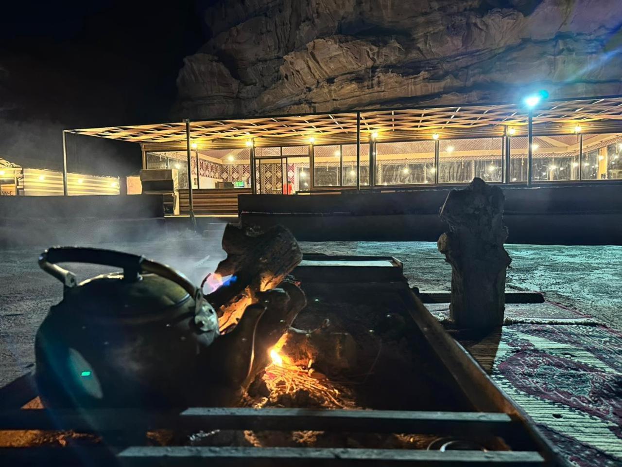Shaheen Camp Wadi Rum Bagian luar foto