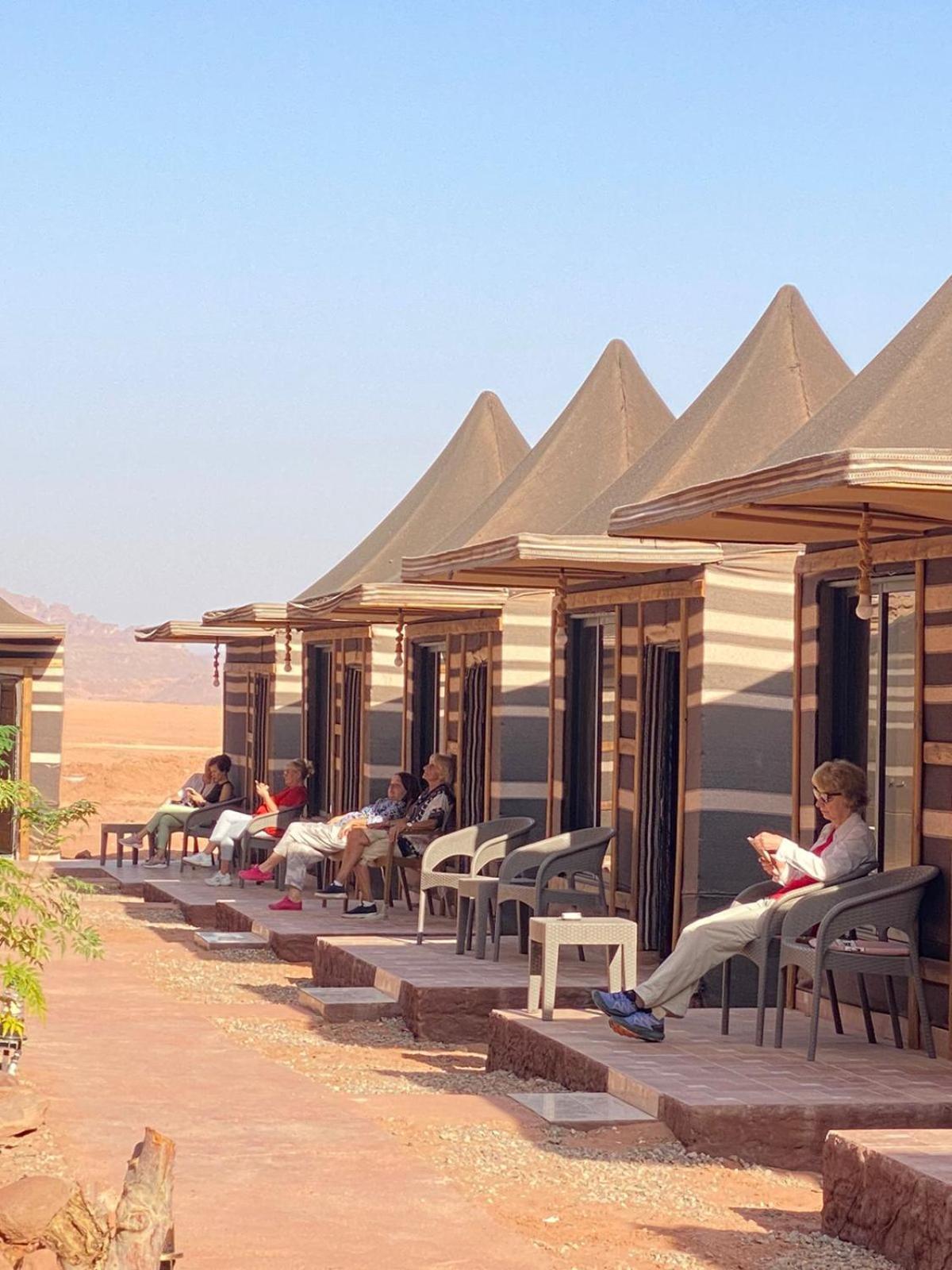 Shaheen Camp Wadi Rum Bagian luar foto