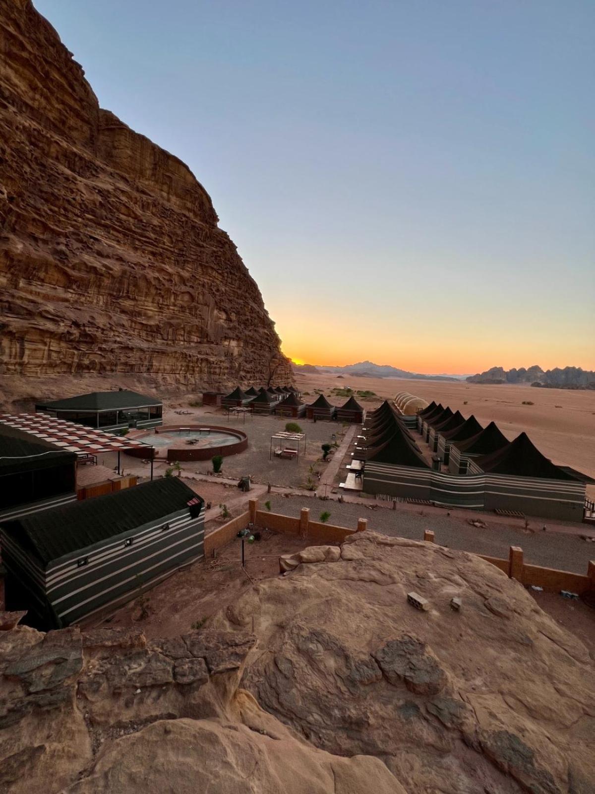 Shaheen Camp Wadi Rum Bagian luar foto