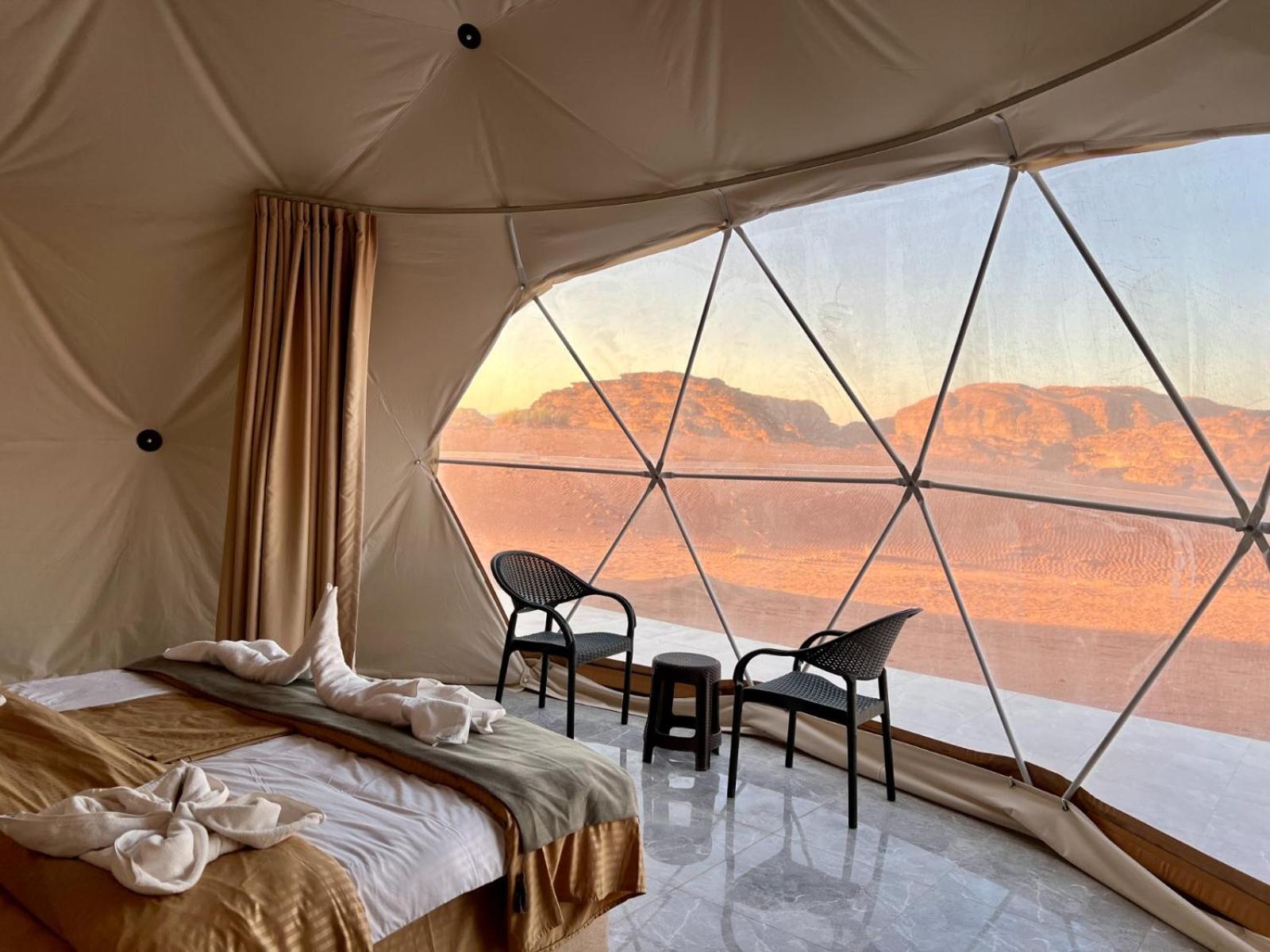 Shaheen Camp Wadi Rum Bagian luar foto