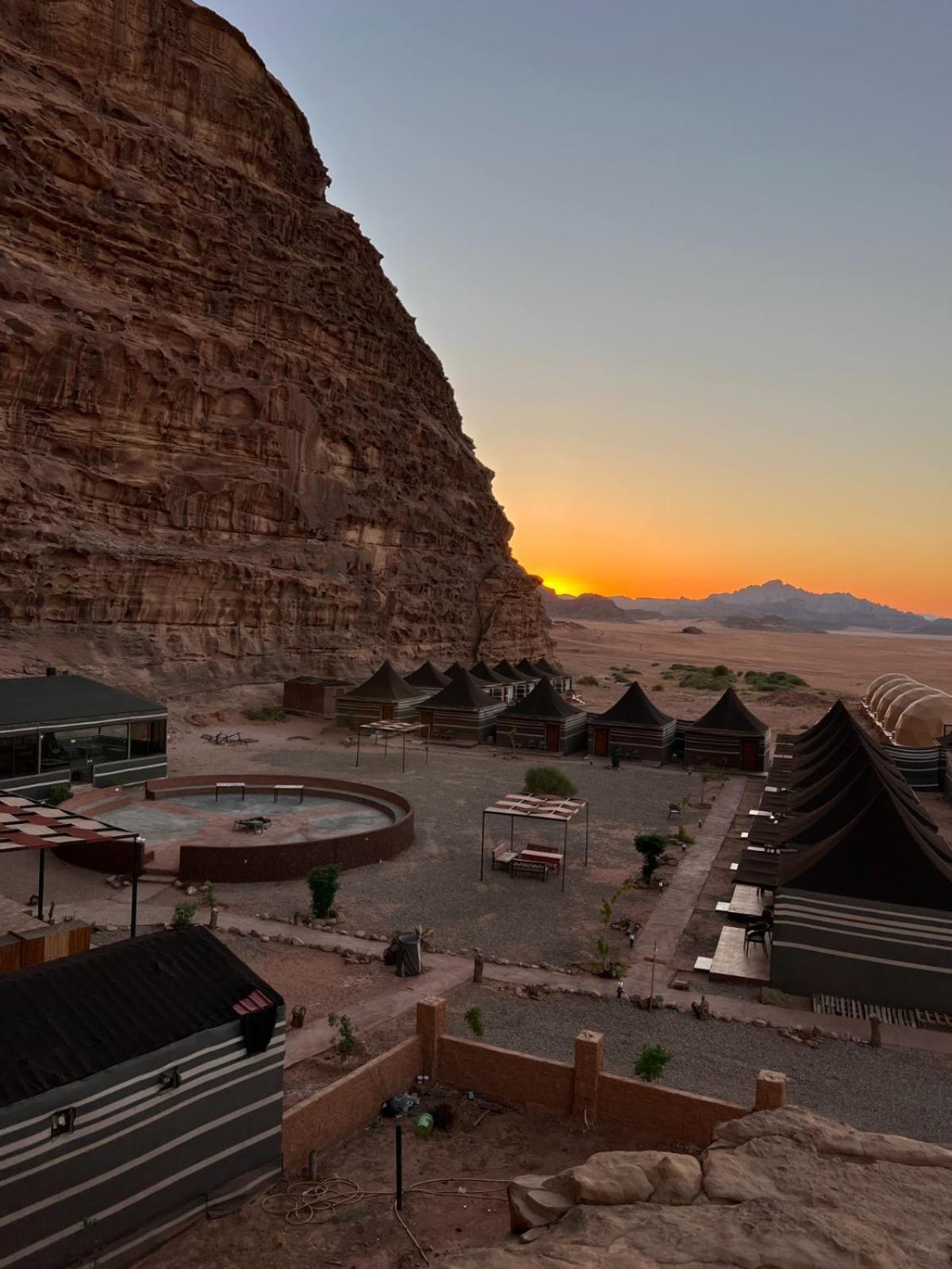 Shaheen Camp Wadi Rum Bagian luar foto