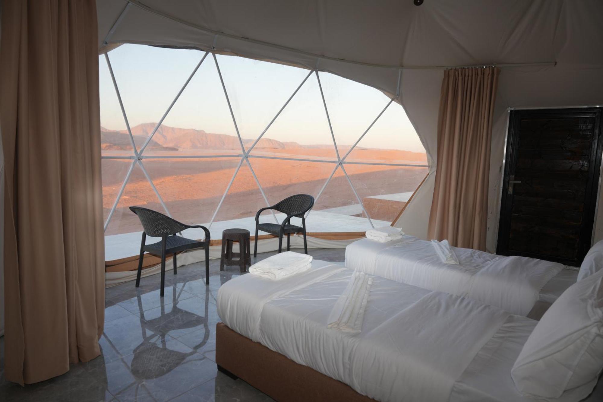 Shaheen Camp Wadi Rum Bagian luar foto